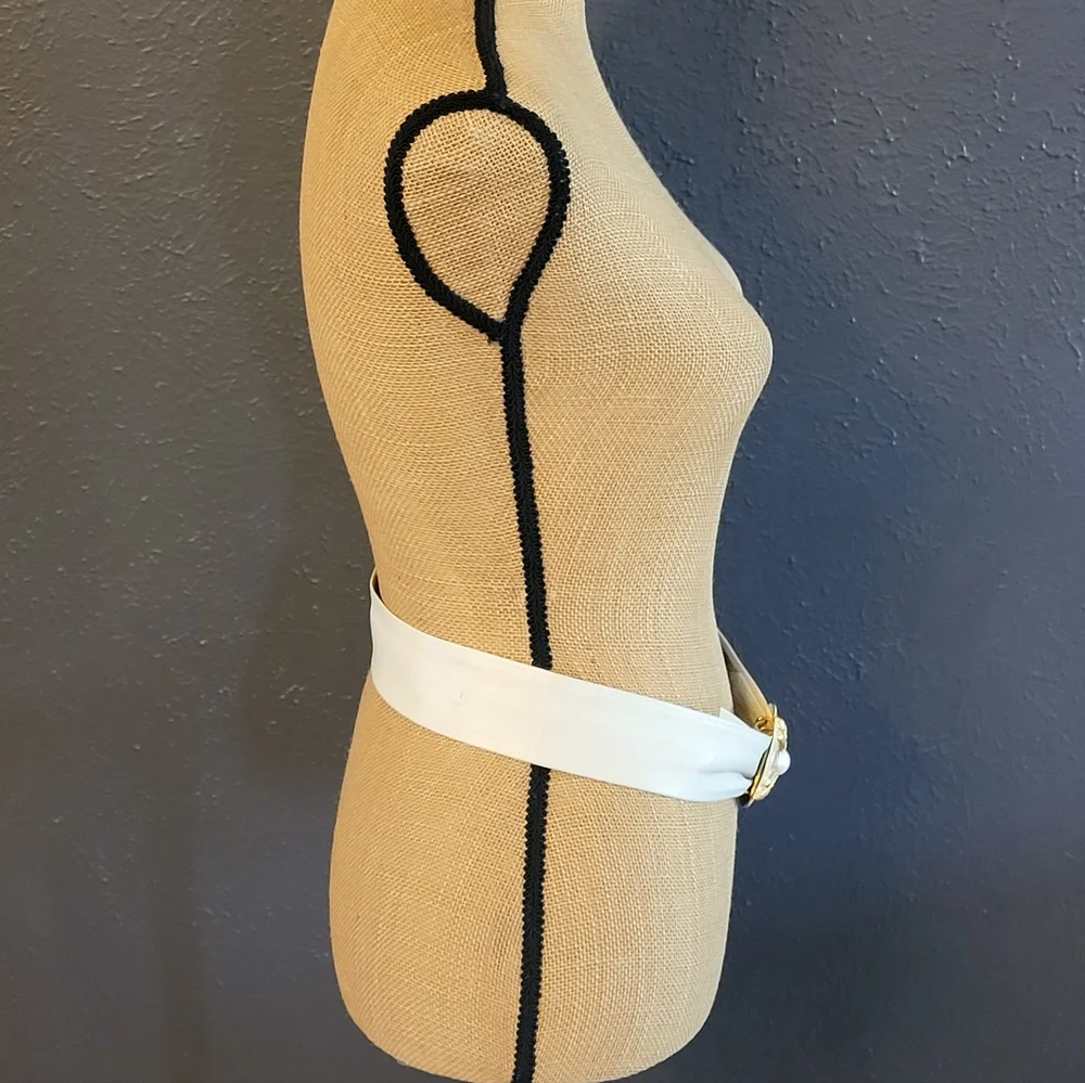 Unbranded 80s Ivory Leather Belt With Goldtone And Pearl Cross Buckle